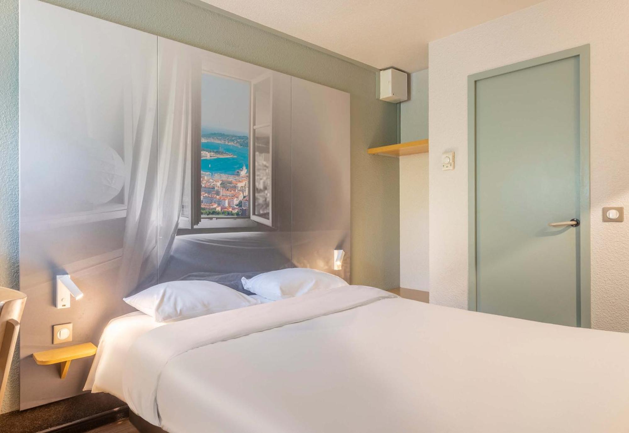 B&B Hotel Toulon La Seyne Sur Mer Exteriör bild