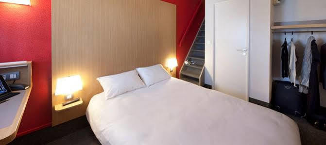 B&B Hotel Toulon La Seyne Sur Mer Exteriör bild